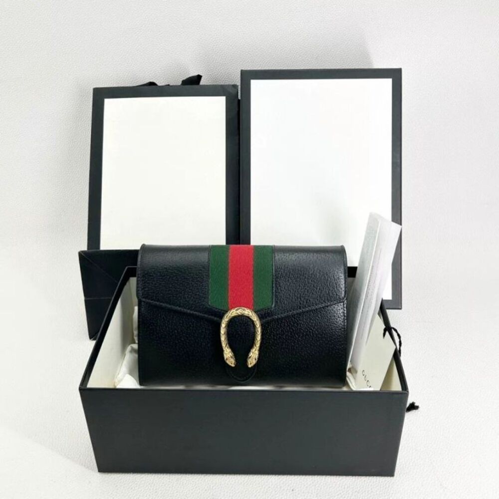 Gucci Women Pre-Loved Bag Very Good Condition